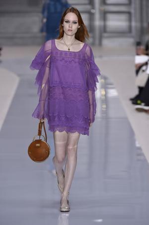 クレア・ワイト・ケラーによる最後のクロエ【2017-18秋冬ウィメンズ】