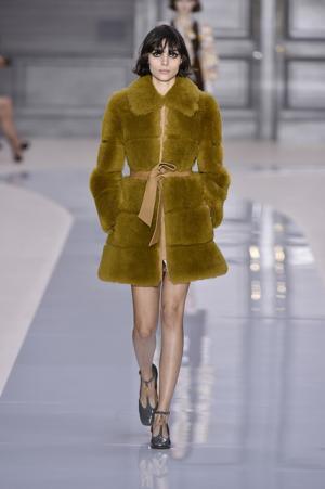 クレア・ワイト・ケラーによる最後のクロエ【2017-18秋冬ウィメンズ】