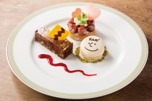 帝国ホテル 東京で料理長スヌーピーがお出迎え チャーリー ブラウンをイメージした Peanuts のティータイム 17年3月18日 ウーマンエキサイト 1 2