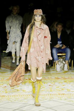 ヴィヴィアンもモデルとなった、アンドレアス・クロンターラー フォー ヴィヴィアン・ウエストウッドのショー【2017-18秋冬コレクション】