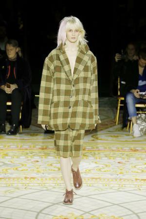 ヴィヴィアンもモデルとなった、アンドレアス・クロンターラー フォー ヴィヴィアン・ウエストウッドのショー【2017-18秋冬コレクション】