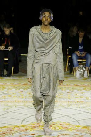 ヴィヴィアンもモデルとなった、アンドレアス・クロンターラー フォー ヴィヴィアン・ウエストウッドのショー【2017-18秋冬コレクション】