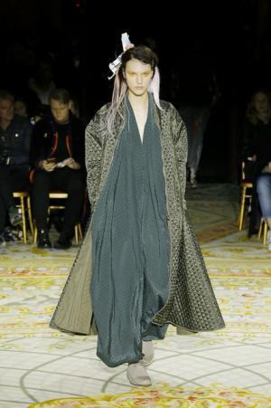 ヴィヴィアンもモデルとなった、アンドレアス・クロンターラー フォー ヴィヴィアン・ウエストウッドのショー【2017-18秋冬コレクション】