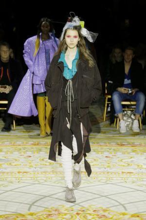 ヴィヴィアンもモデルとなった、アンドレアス・クロンターラー フォー ヴィヴィアン・ウエストウッドのショー【2017-18秋冬コレクション】