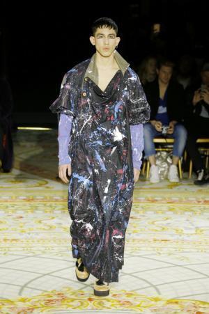 ヴィヴィアンもモデルとなった、アンドレアス・クロンターラー フォー ヴィヴィアン・ウエストウッドのショー【2017-18秋冬コレクション】