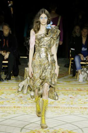 ヴィヴィアンもモデルとなった、アンドレアス・クロンターラー フォー ヴィヴィアン・ウエストウッドのショー【2017-18秋冬コレクション】