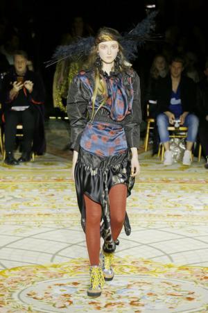 ヴィヴィアンもモデルとなった、アンドレアス・クロンターラー フォー ヴィヴィアン・ウエストウッドのショー【2017-18秋冬コレクション】