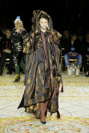 ヴィヴィアンもモデルとなった、アンドレアス・クロンターラー フォー ヴィヴィアン・ウエストウッドのショー【2017-18秋冬コレクション】