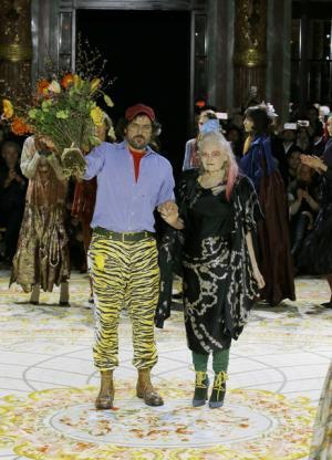 ヴィヴィアンもモデルとなった、アンドレアス・クロンターラー フォー ヴィヴィアン・ウエストウッドのショー【2017-18秋冬コレクション】