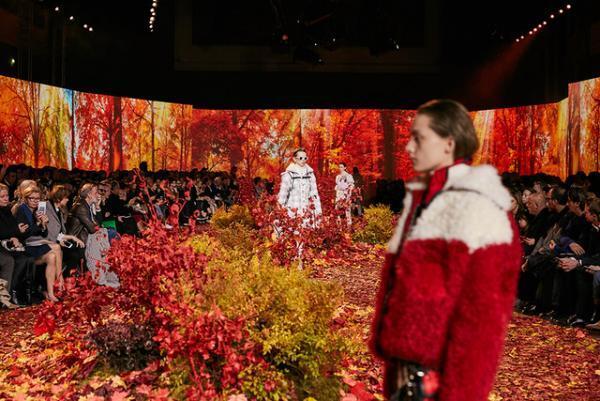 【ルック】モンクレール ガム・ルージュ2017-18秋冬コレクション