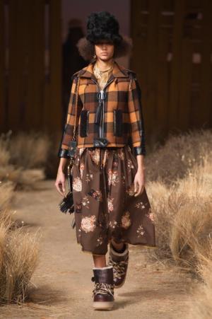 コーチ、メルティングポットのNYのユーモアや遊び心を添えて【2017年秋コレクション】