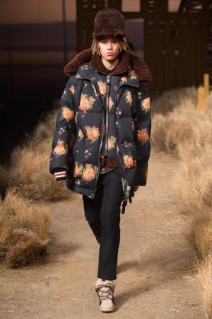 コーチ、メルティングポットのNYのユーモアや遊び心を添えて【2017年秋コレクション】