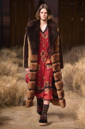 コーチ、メルティングポットのNYのユーモアや遊び心を添えて【2017年秋コレクション】