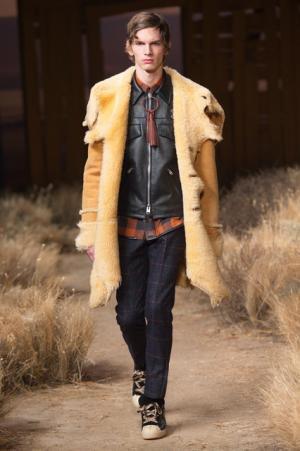 コーチ、メルティングポットのNYのユーモアや遊び心を添えて【2017年秋コレクション】