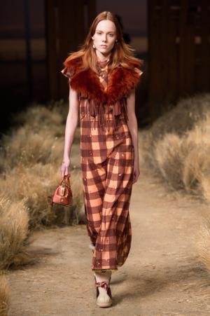 コーチ、メルティングポットのNYのユーモアや遊び心を添えて【2017年秋コレクション】