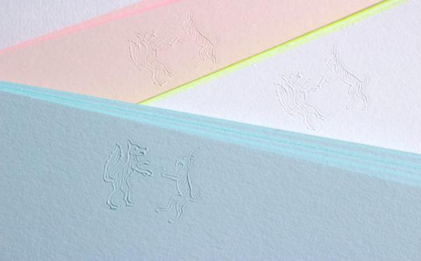 パスザバトンで羽車のオリジナルステーショナリーを紹介する「人と人をつなぐ紙」