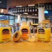 LA発“最も影響力のあるバーガー”「ウマミバーガー」の全貌公開、ついに北青山へ上陸！