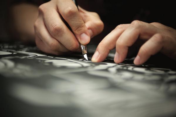 フルラ、切絵作家とのコラボレーションで生まれた日本限定の90周年記念コレクション