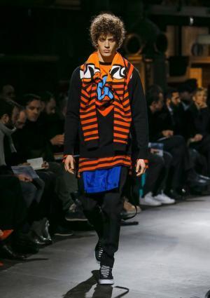 ジバンシィ バイ リカルド ティッシ、アメリカ西部の記憶から紡ぐ遊び心【2017-18秋冬メンズ】