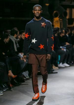 ジバンシィ バイ リカルド ティッシ、アメリカ西部の記憶から紡ぐ遊び心【2017-18秋冬メンズ】