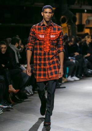 ジバンシィ バイ リカルド ティッシ、アメリカ西部の記憶から紡ぐ遊び心【2017-18秋冬メンズ】