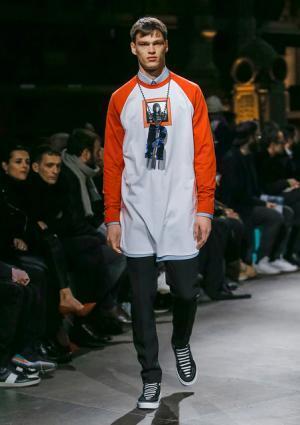 ジバンシィ バイ リカルド ティッシ、アメリカ西部の記憶から紡ぐ遊び心【2017-18秋冬メンズ】