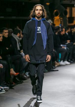 ジバンシィ バイ リカルド ティッシ、アメリカ西部の記憶から紡ぐ遊び心【2017-18秋冬メンズ】