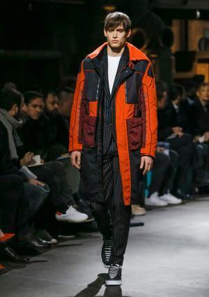 ジバンシィ バイ リカルド ティッシ、アメリカ西部の記憶から紡ぐ遊び心【2017-18秋冬メンズ】