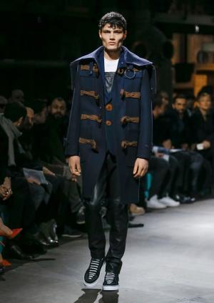 ジバンシィ バイ リカルド ティッシ、アメリカ西部の記憶から紡ぐ遊び心【2017-18秋冬メンズ】