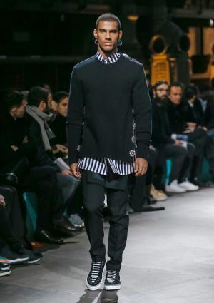 ジバンシィ バイ リカルド ティッシ、アメリカ西部の記憶から紡ぐ遊び心【2017-18秋冬メンズ】