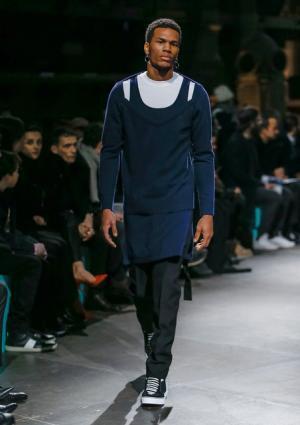 ジバンシィ バイ リカルド ティッシ、アメリカ西部の記憶から紡ぐ遊び心【2017-18秋冬メンズ】