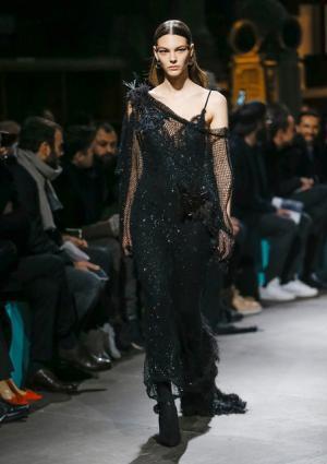 ジバンシィ バイ リカルド ティッシ、アメリカ西部の記憶から紡ぐ遊び心【2017-18秋冬メンズ】