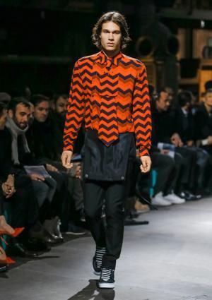 ジバンシィ バイ リカルド ティッシ、アメリカ西部の記憶から紡ぐ遊び心【2017-18秋冬メンズ】