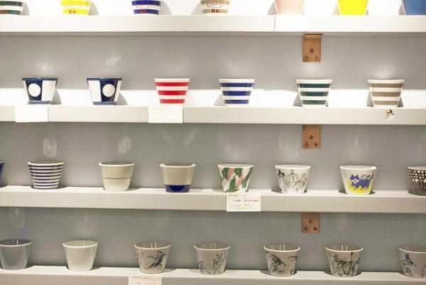 海を見渡す波佐見焼の器ショップ・ヘイアンドホー【福岡の旅】