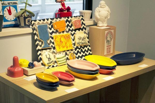 海を見渡す波佐見焼の器ショップ・ヘイアンドホー【福岡の旅】