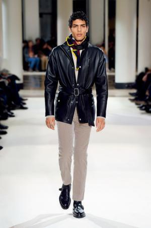 エルメス、服一着は一つのオブジェである【2017-18秋冬メンズ】