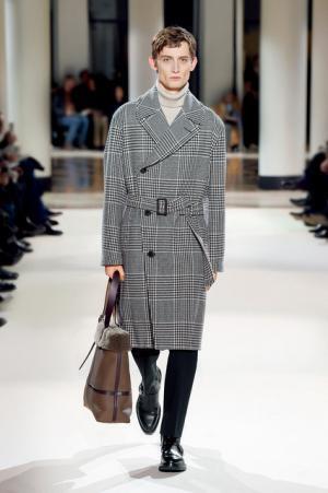エルメス、服一着は一つのオブジェである【2017-18秋冬メンズ】
