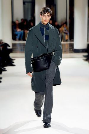 エルメス、服一着は一つのオブジェである【2017-18秋冬メンズ】