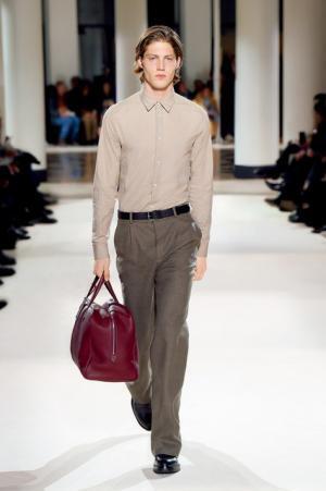 エルメス、服一着は一つのオブジェである【2017-18秋冬メンズ】