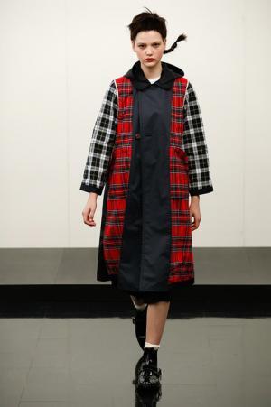 【ルック】トリコ・コム デ ギャルソン2017-18秋冬コレクション