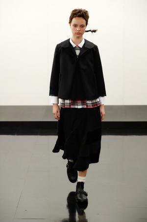 【ルック】トリコ・コム デ ギャルソン2017-18秋冬コレクション