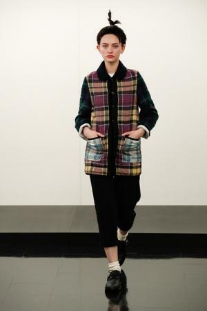 【ルック】トリコ・コム デ ギャルソン2017-18秋冬コレクション