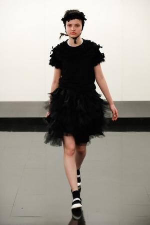 【ルック】トリコ・コム デ ギャルソン2017-18秋冬コレクション