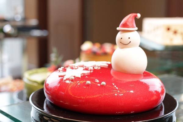 パレスホテル東京が2017年のクリスマスケーキを発表！今年限定のケーキ&amp;シュトーレンは？