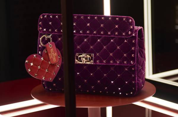 ヴァレンティノのポップアップ「I ♥ SPIKE」がパリで開催中