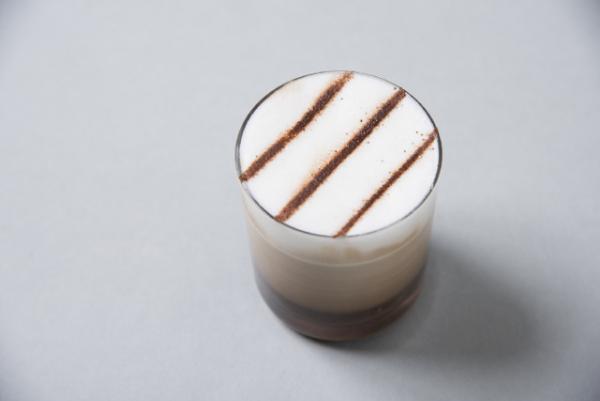 アイス×ラングドシャのサンドやエッグベネディクトなど、東京カンパネラが初のカフェをオープン