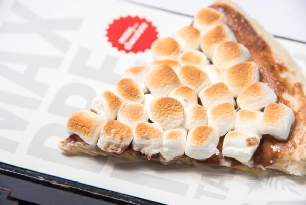 GWに食べたいラフォーレ原宿の新名物！“生クリームあんぱん”に“カスタムできるチョコピザ”