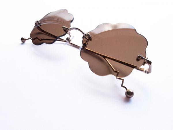 雲のようなレンズ！メガネアンドミーからリムレスアイウエアがデビュー