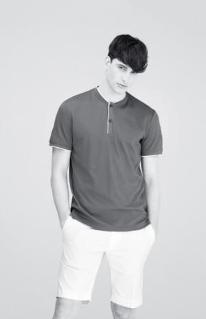 ユニクロ×セオリーから3型のポロシャツ。ファッション性と、速乾性に優れたメンズコレクション