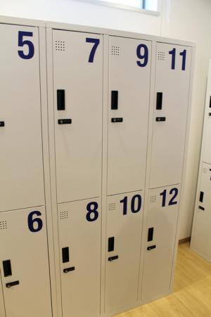 朝食にデザートやお酒、フィットネスまで楽しめる。アシックスの新施設が隅田川沿いにオープン